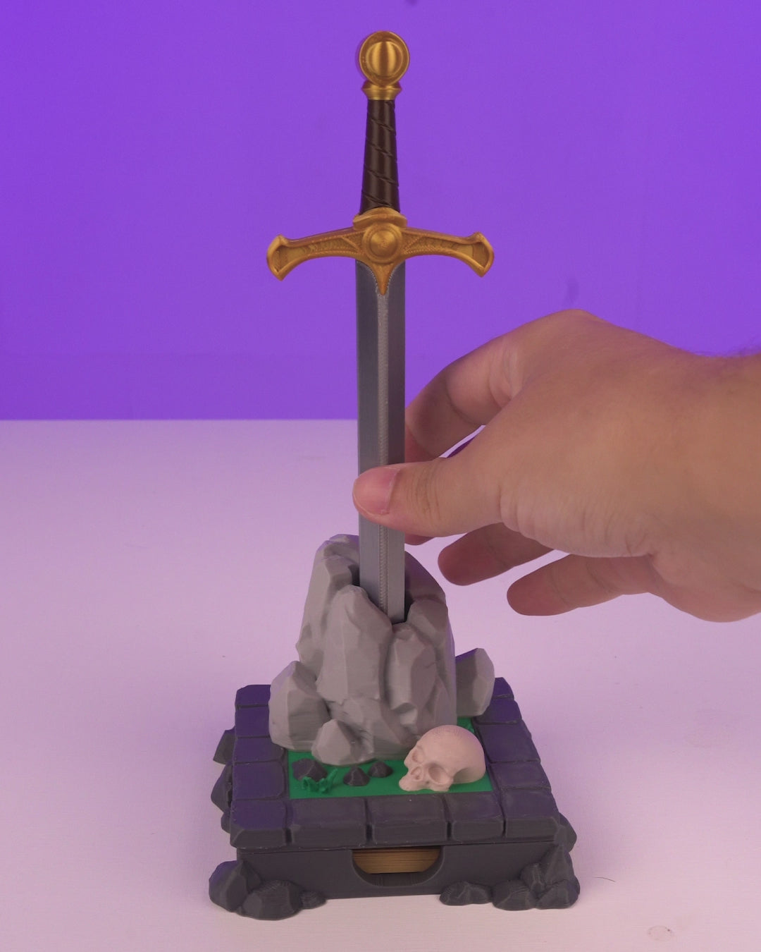 Deskalibur – Support stylo et post-it