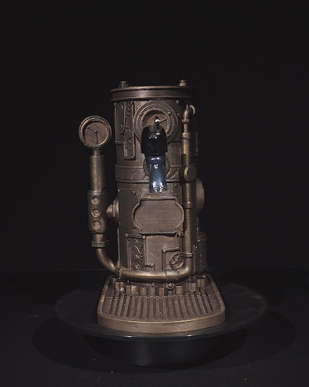 Distributeur de boisson style steampunk avec robinet